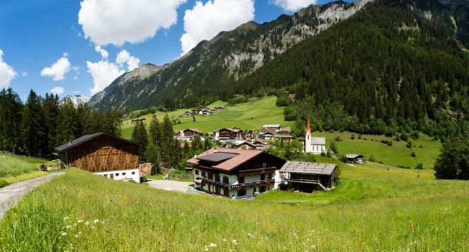 punct gastronomic local